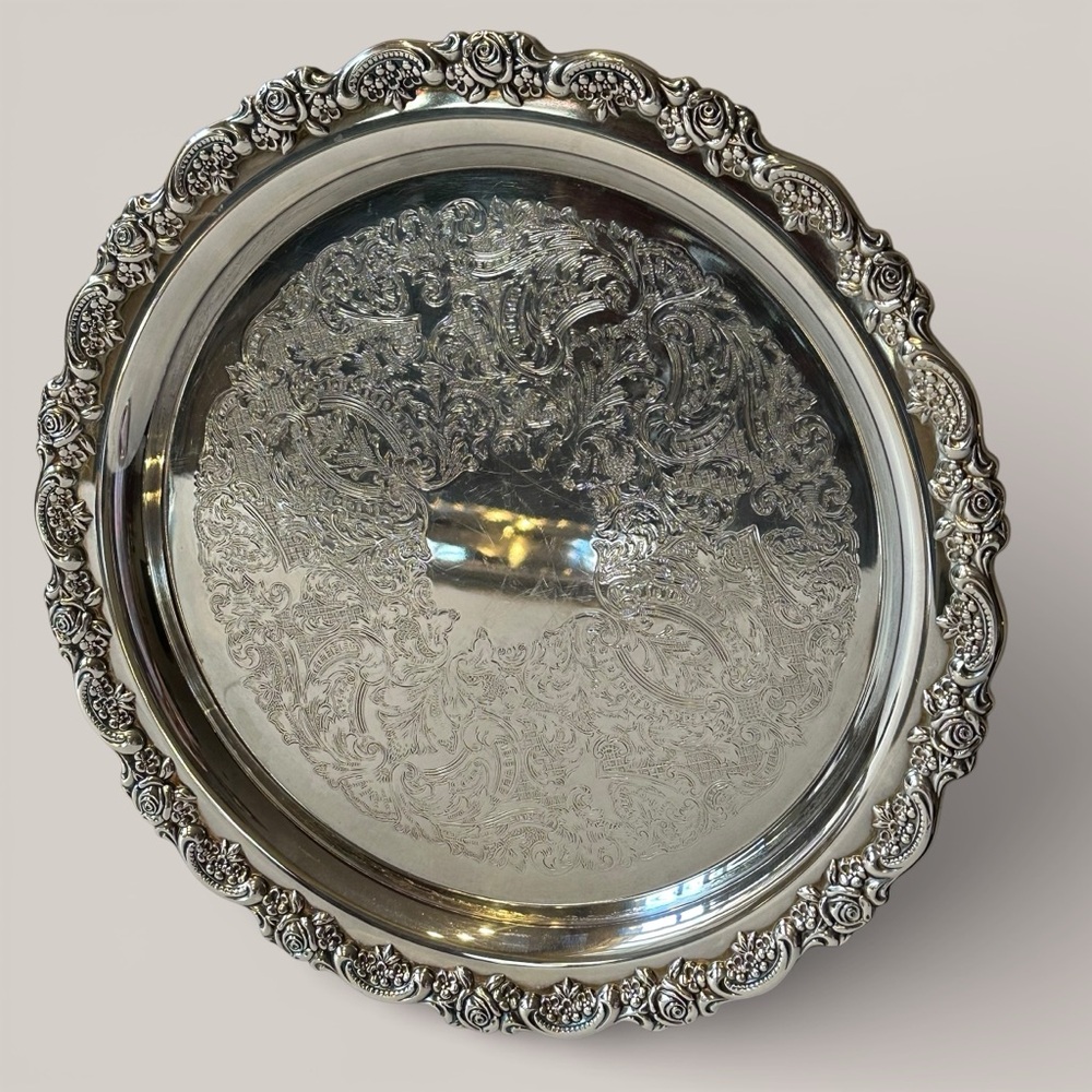 Vintage Oneida USA Leonard Silverplate Etched Serving Trays - Picture 3 of 9